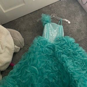 Big skirt kids dress